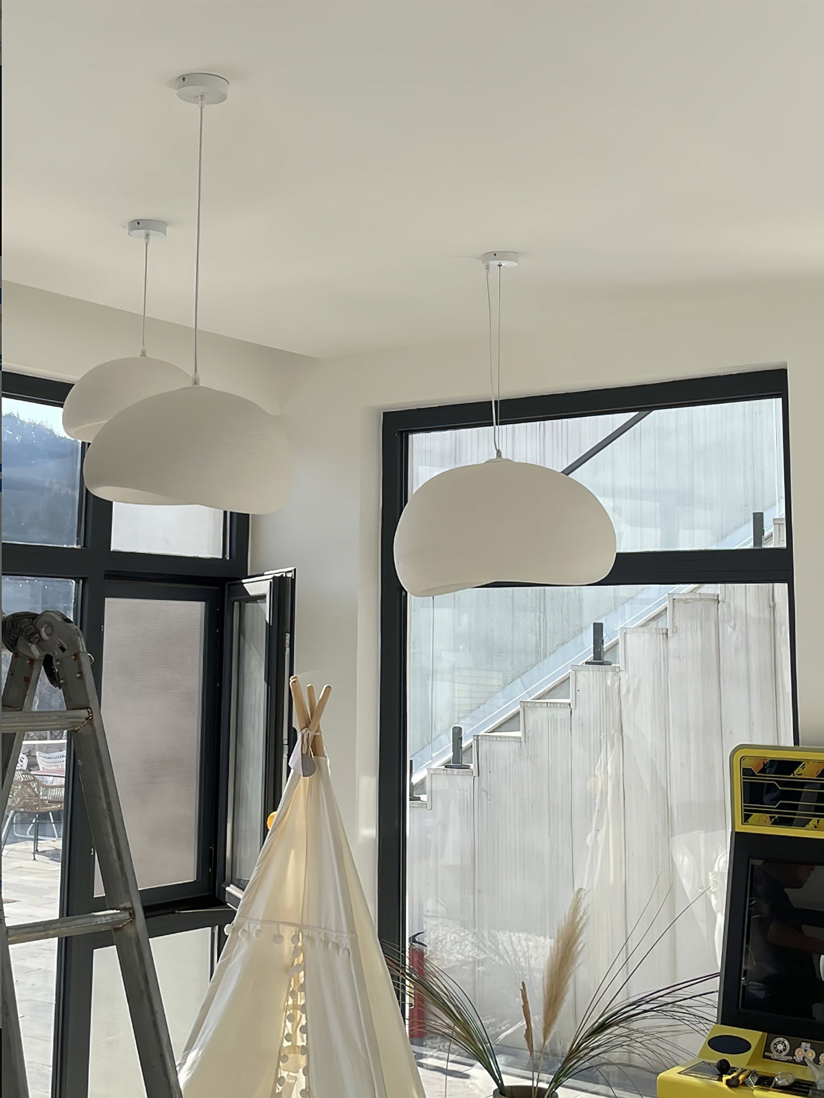 Helrenera Polystyrene Pendant Light-Moonnatur