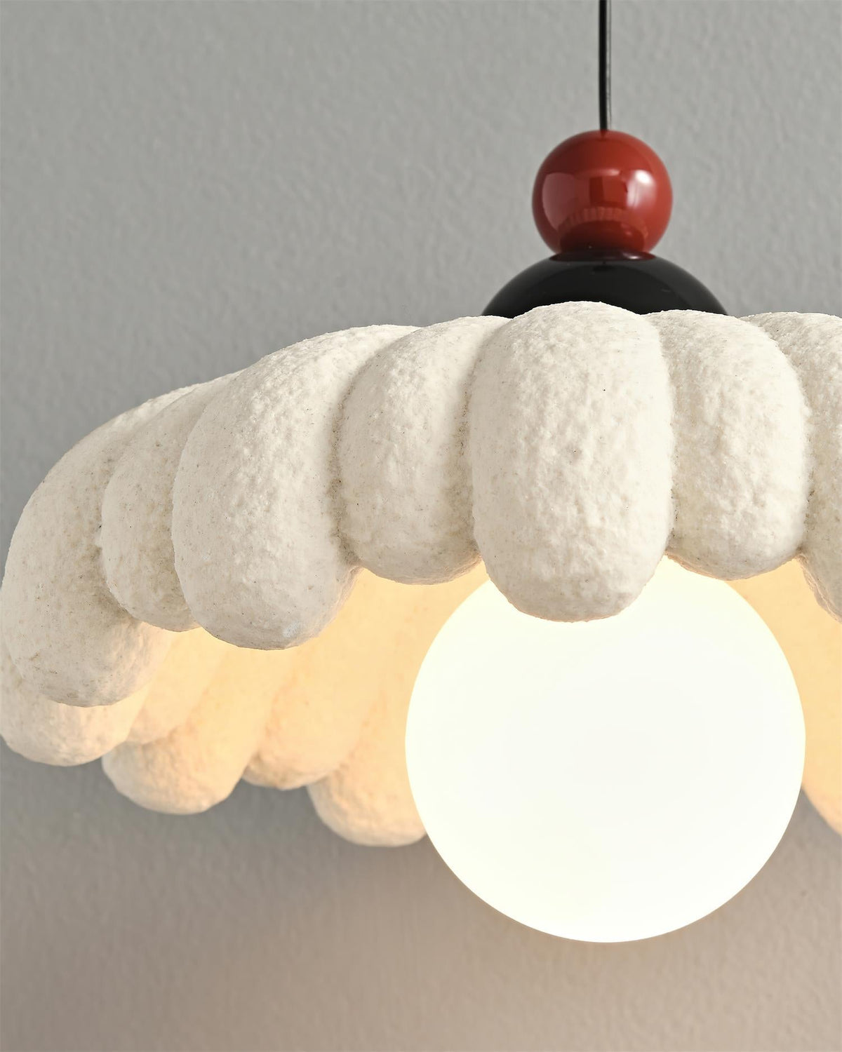 Zelvenelia Resin Pendant Light-Moonnatur