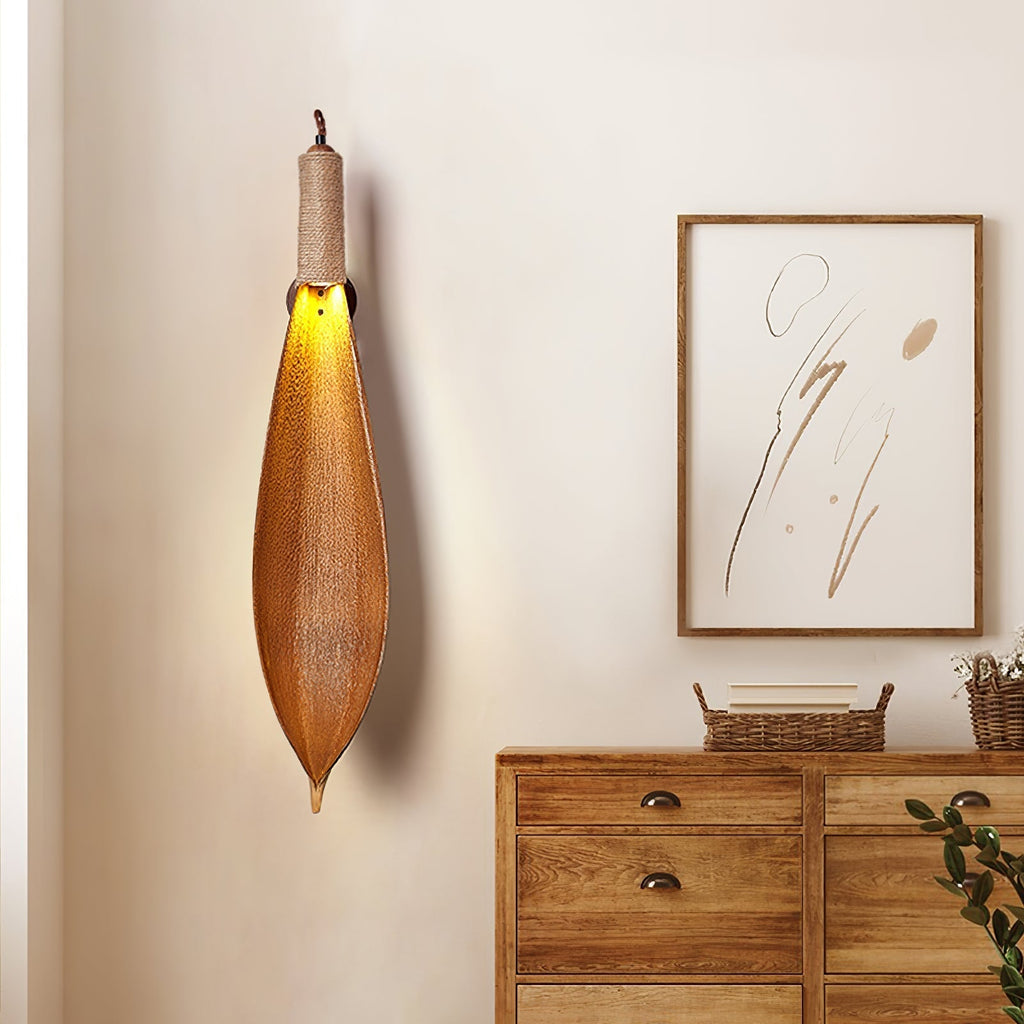 Fennera Cocoa Leaf Wall Light-Moonnatur