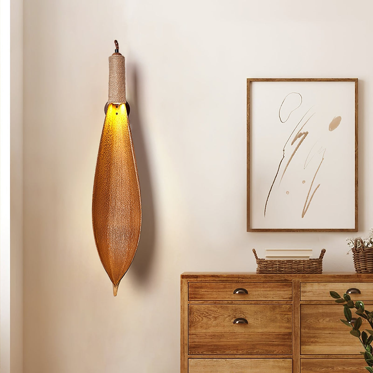 Fennera Cocoa Leaf Wall Light-Moonnatur