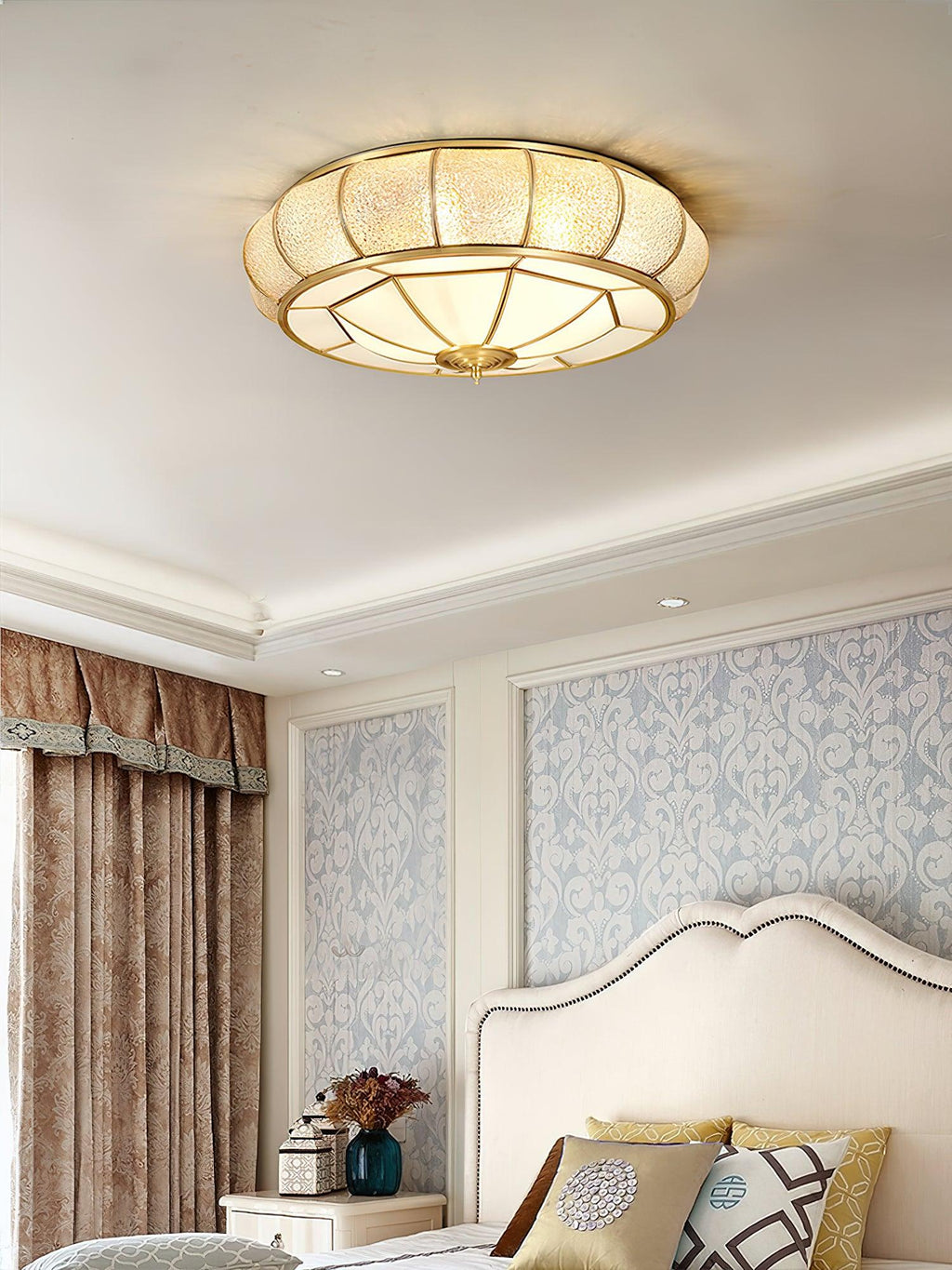 Hadrenora Glass Ceiling Light-Moonnatur