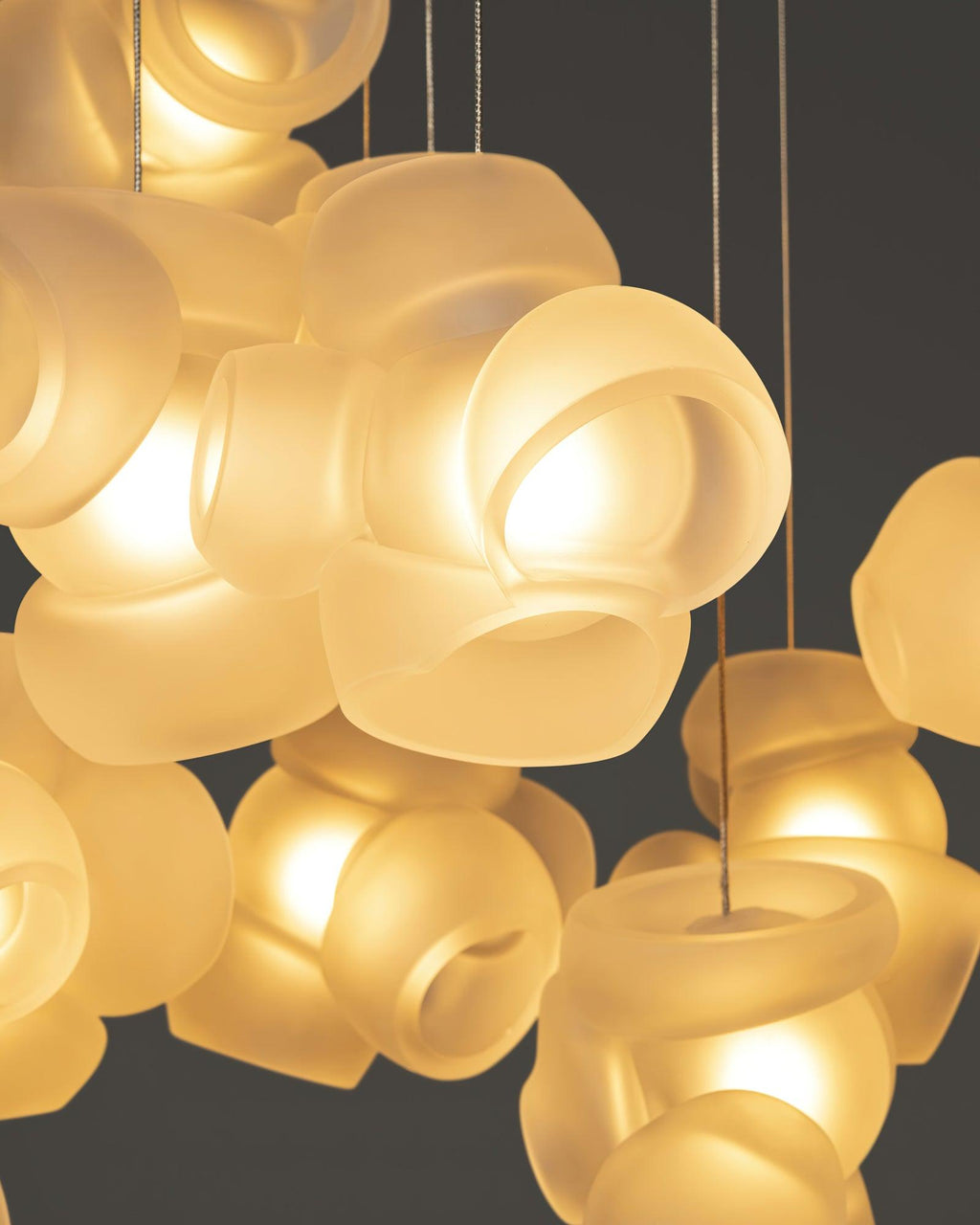Fesvara Glass Pendant Light-Moonnatur