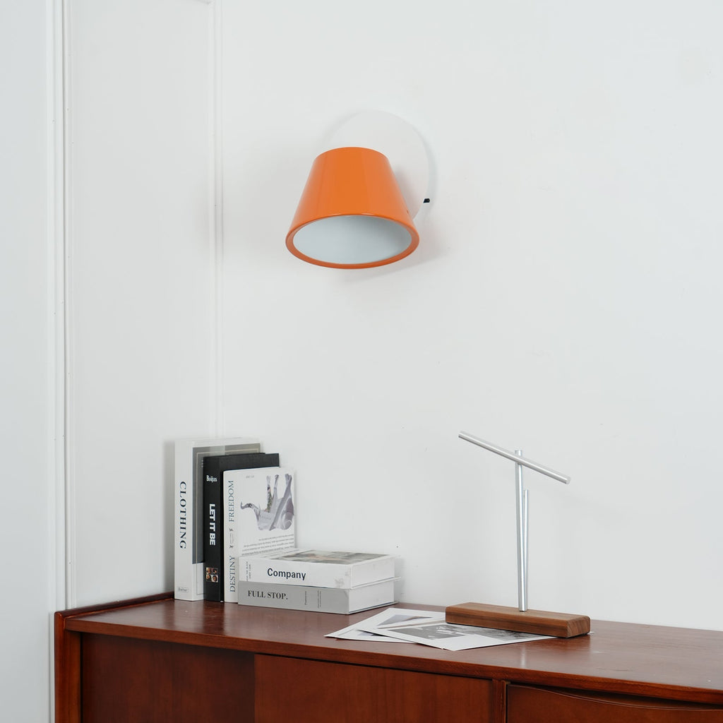 Altonhill Aluminium Wall Light-Moonnatur