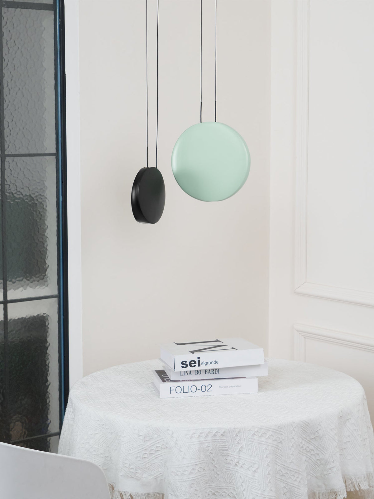 Roslyn Resin Pendant Light-Moonnatur
