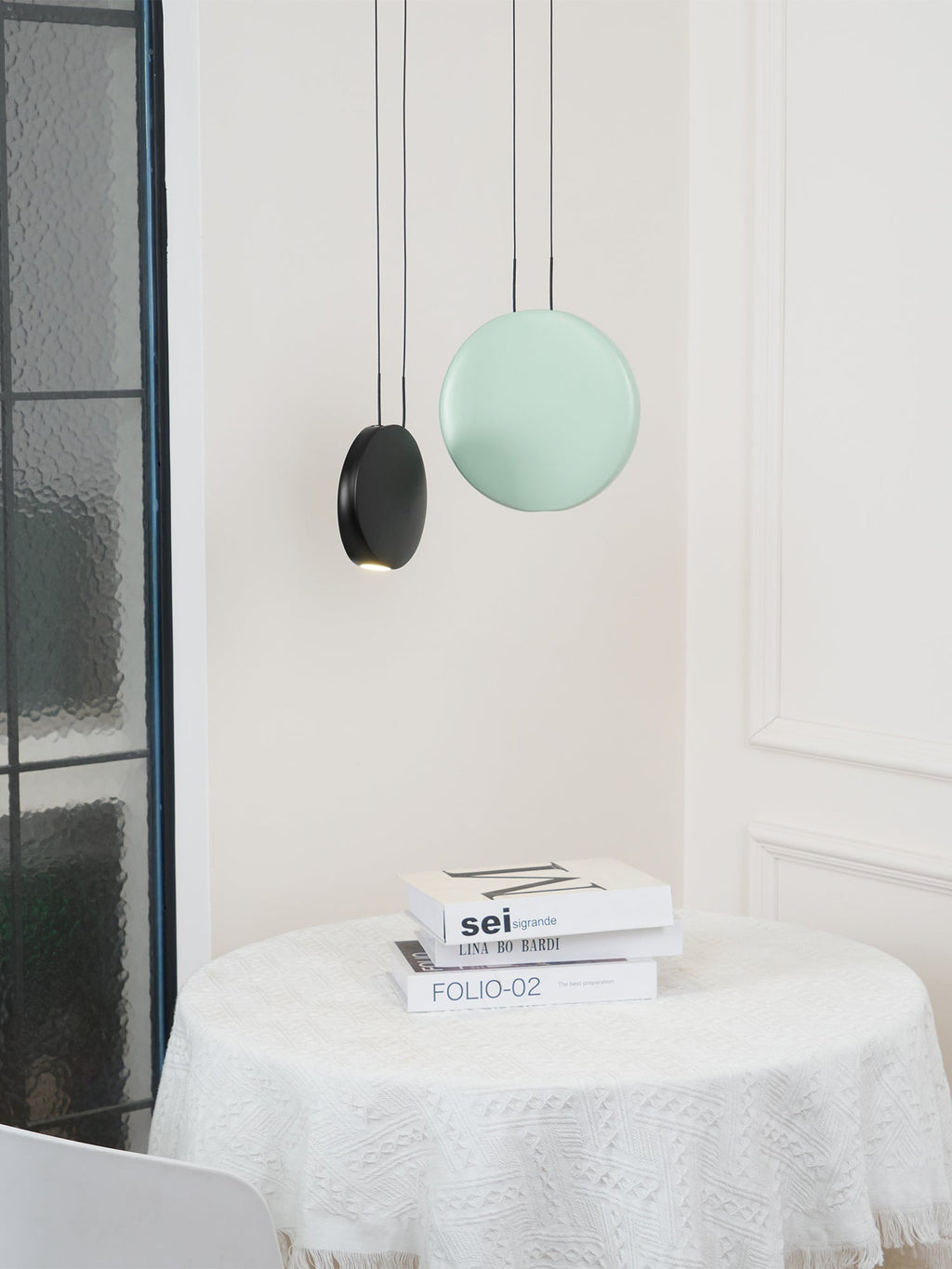 Roslyn Resin Pendant Light-Moonnatur