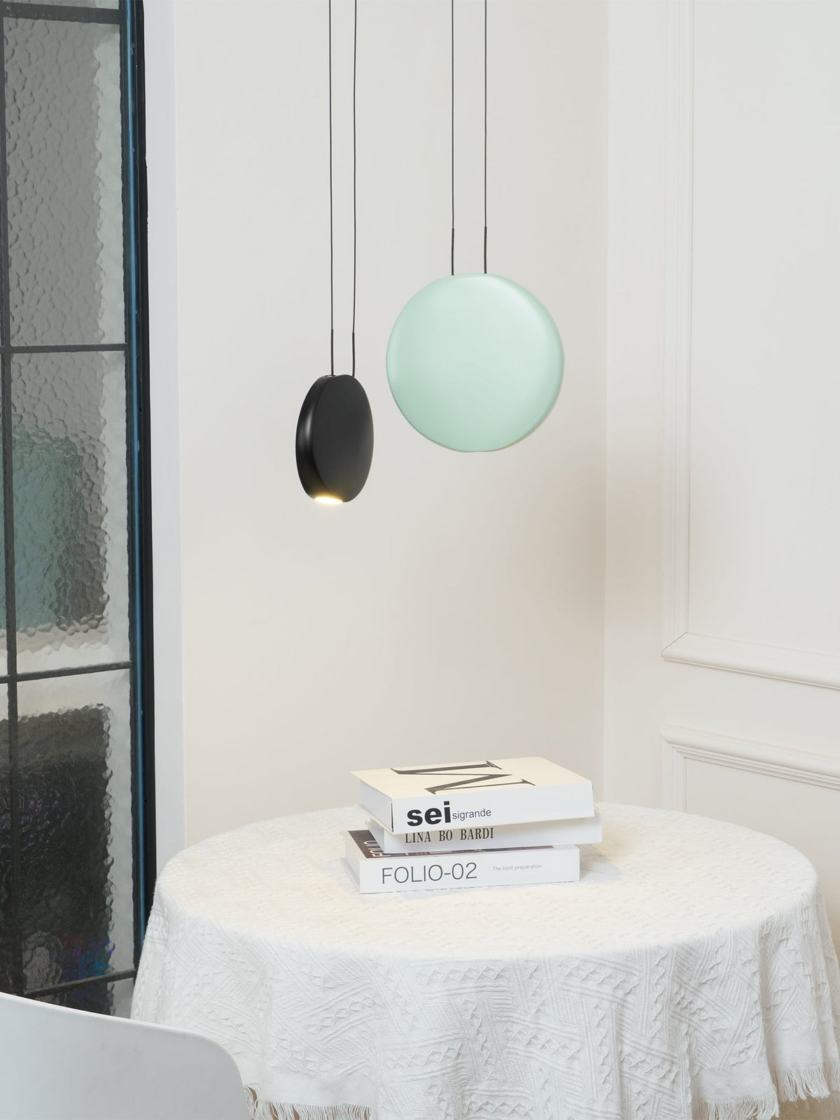 Roslyn Resin Pendant Light-Moonnatur