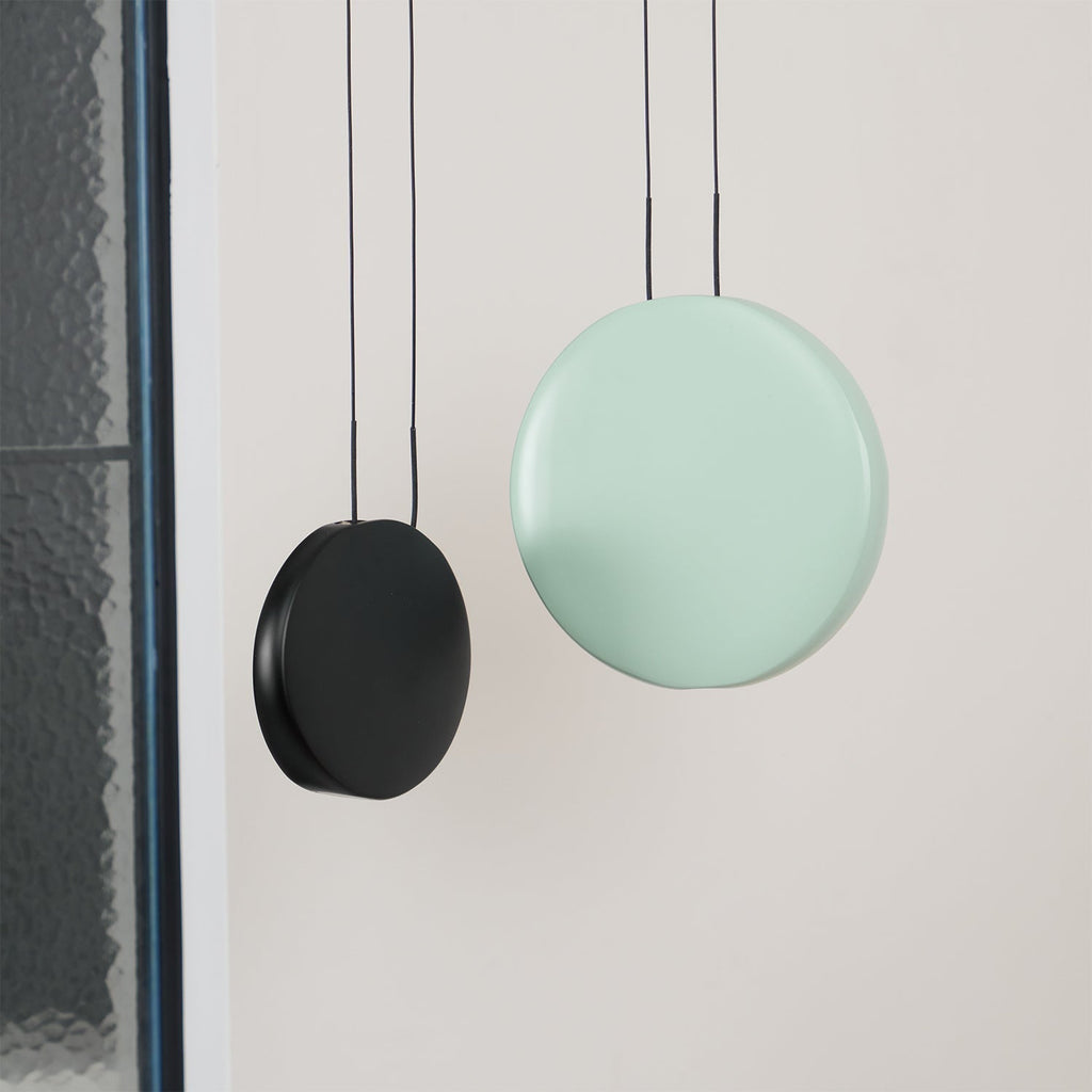 Roslyn Resin Pendant Light-Moonnatur