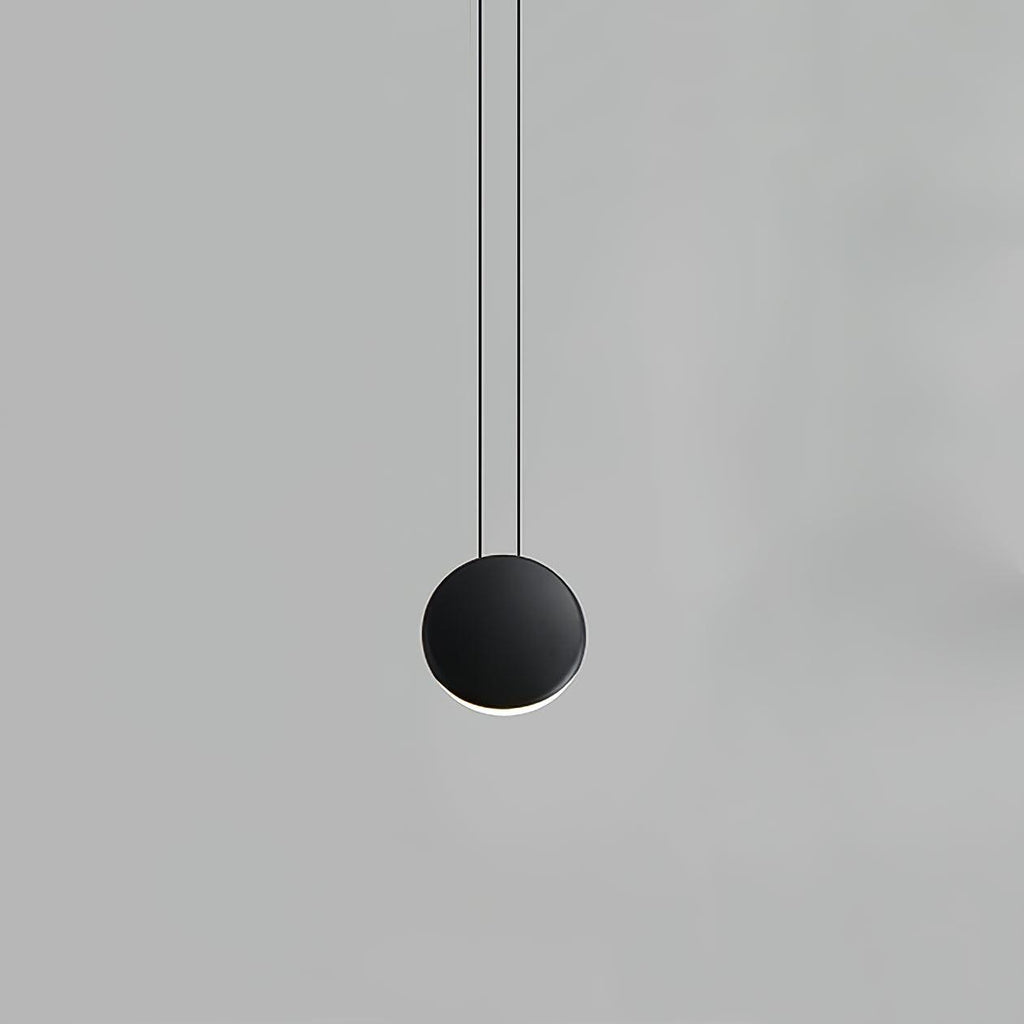 Roslyn Resin Pendant Light-Moonnatur