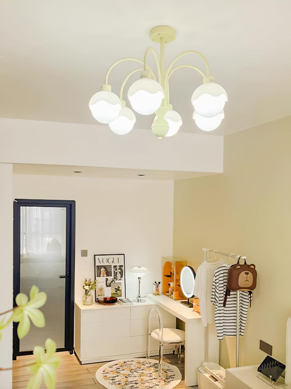 Quenella Glass Chandelier-Moonnatur