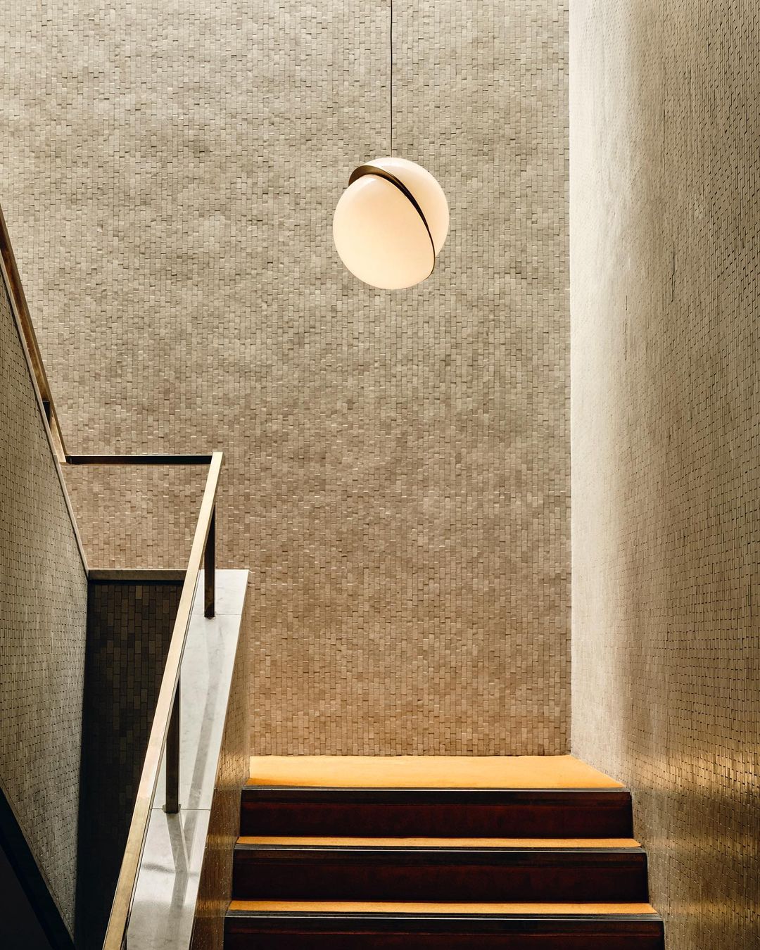 Olivra Acrylic Pendant Lamp-Moonnatur