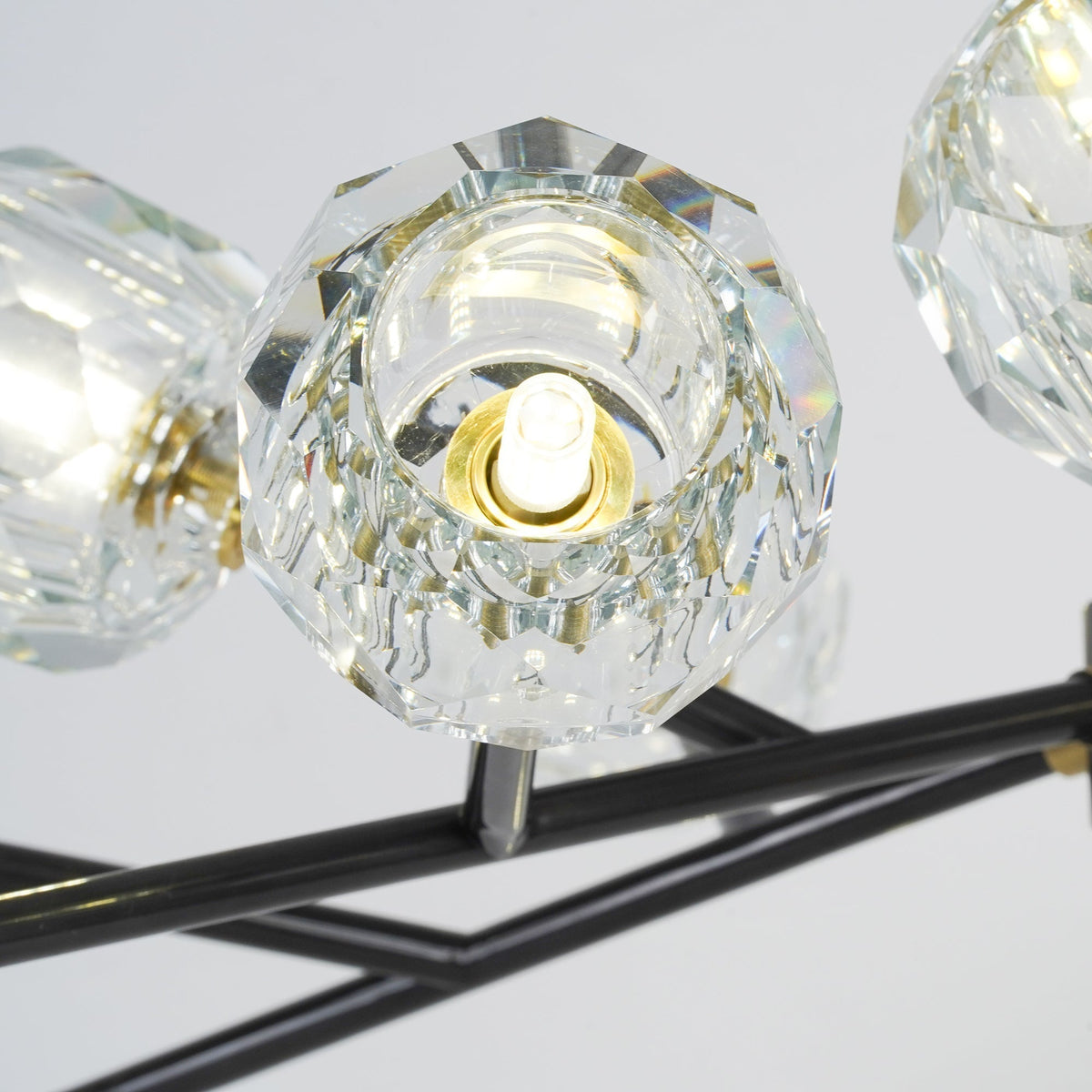 Hiorenna Crystal Chandelier-Moonnatur