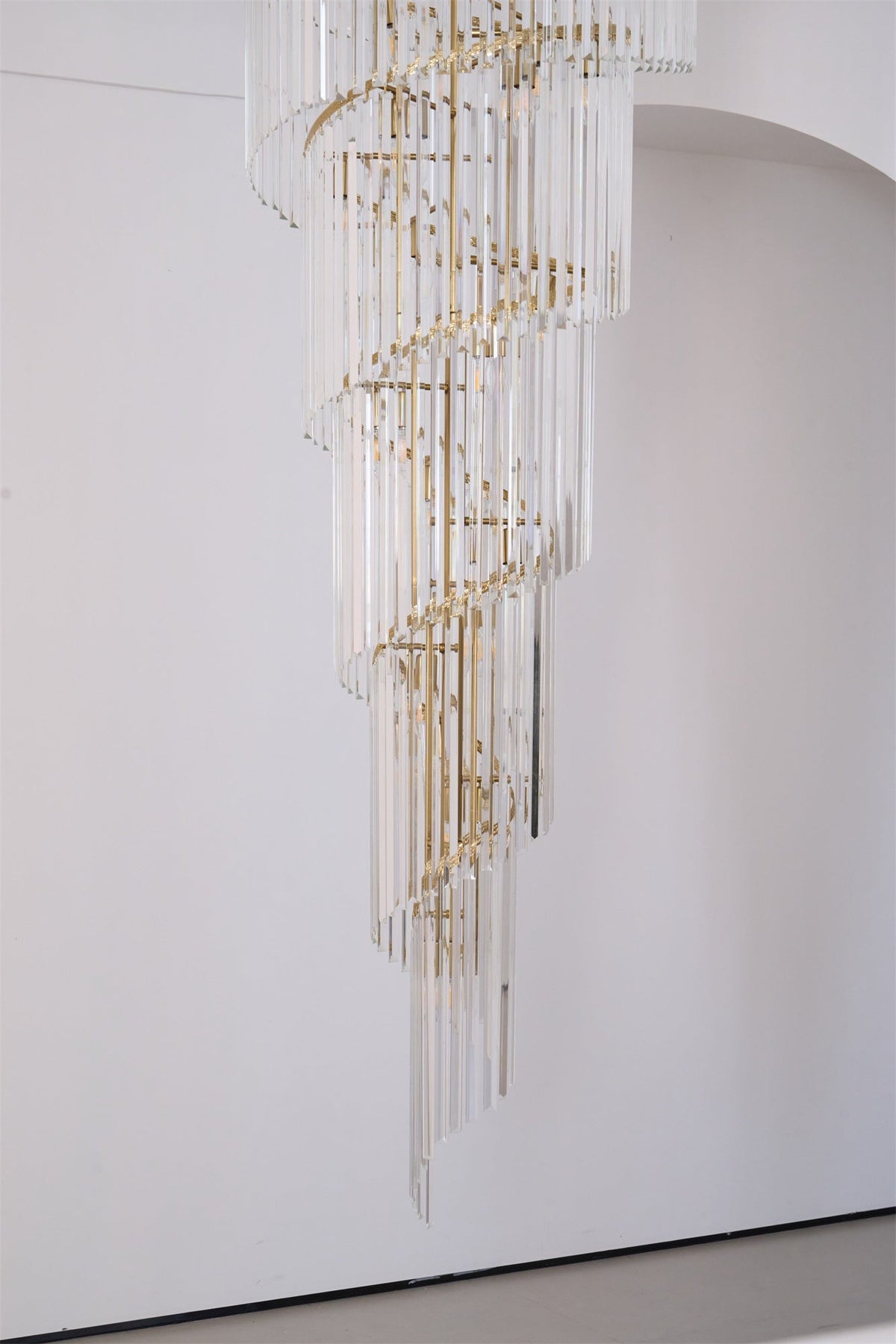 Tanira Crystal Chandelier-Moonnatur