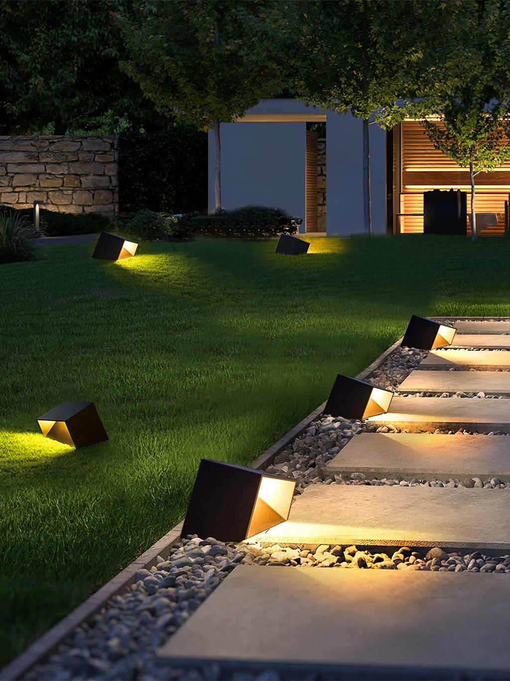 Pavora Steel Lamp-Moonnatur