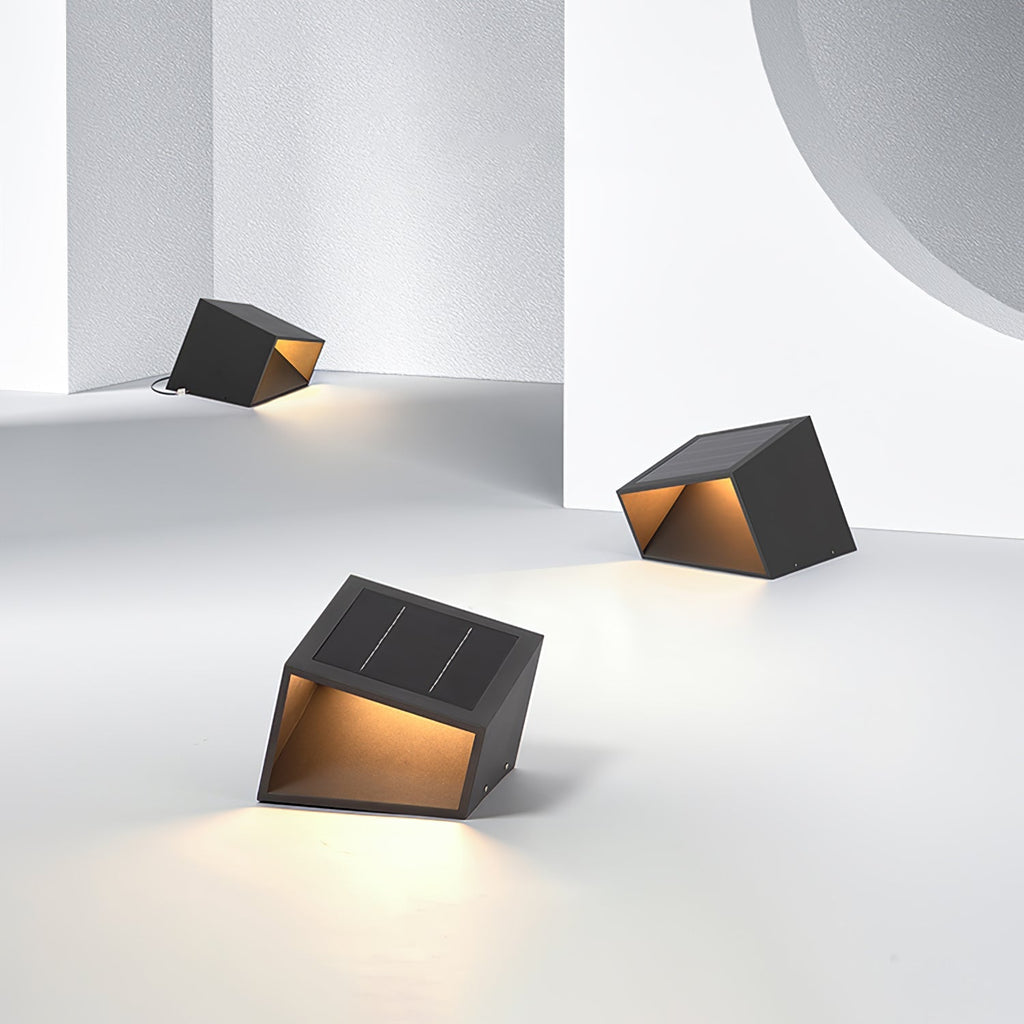 Pavora Steel Lamp-Moonnatur