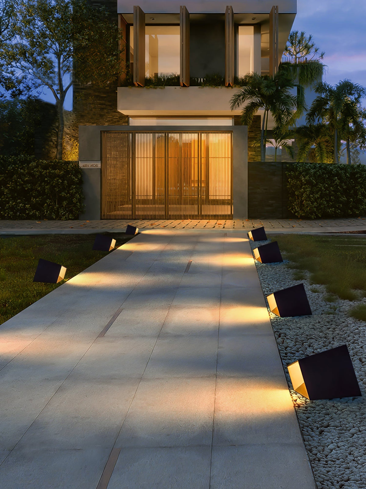 Pavora Steel Lamp-Moonnatur