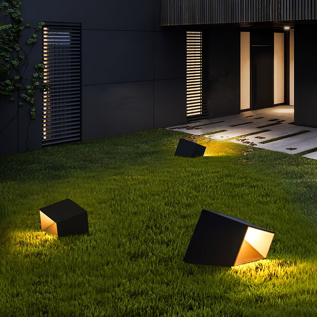 Zelvenis Stainless Steel Outdoor Light-Moonnatur