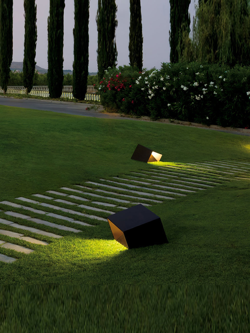 Zelvenis Stainless Steel Outdoor Light-Moonnatur