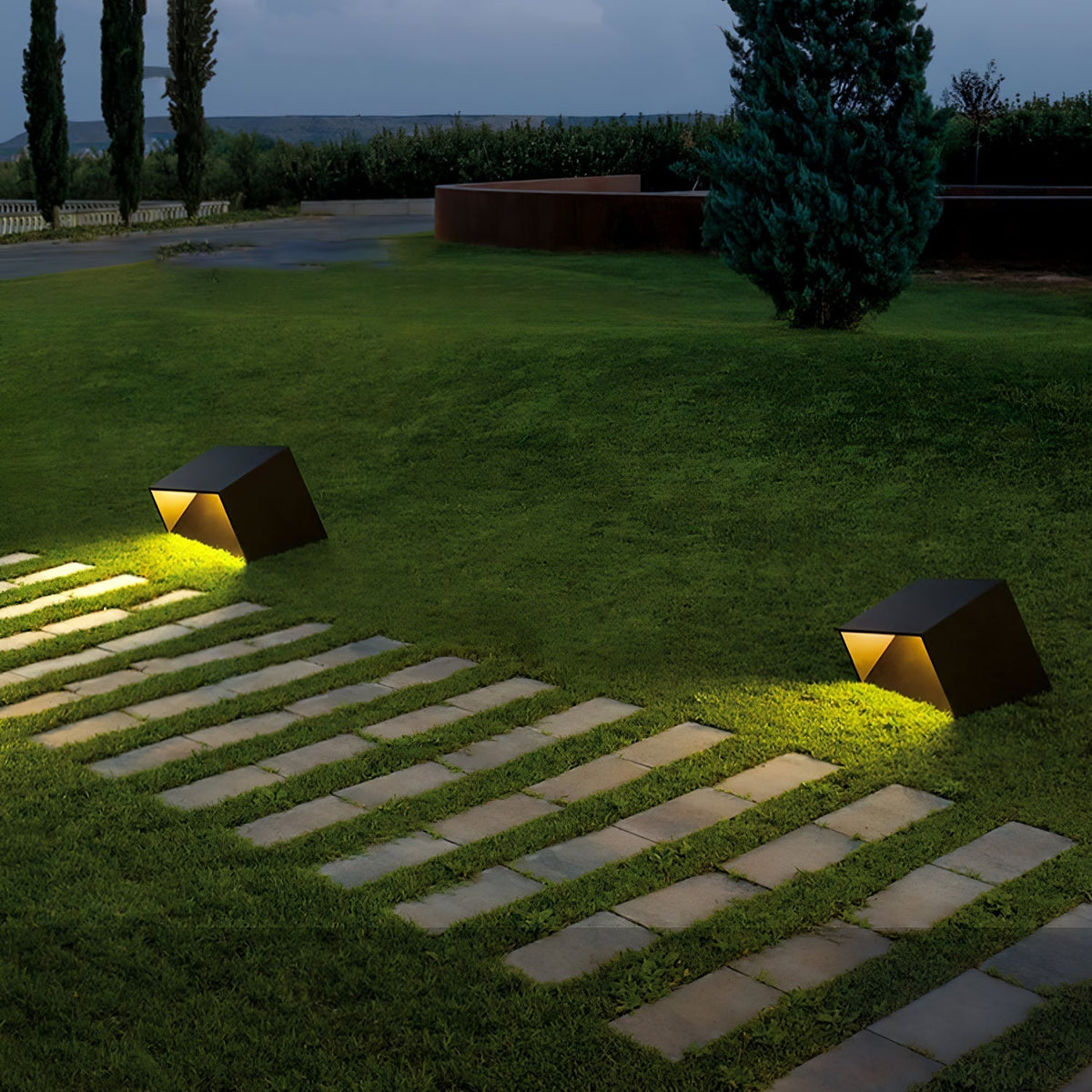Zelvenis Stainless Steel Outdoor Light-Moonnatur