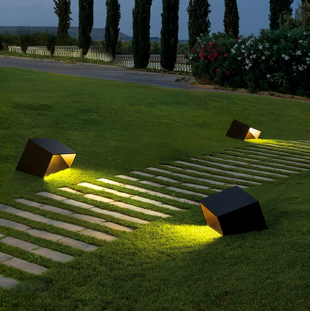 Zelvenis Stainless Steel Outdoor Light-Moonnatur