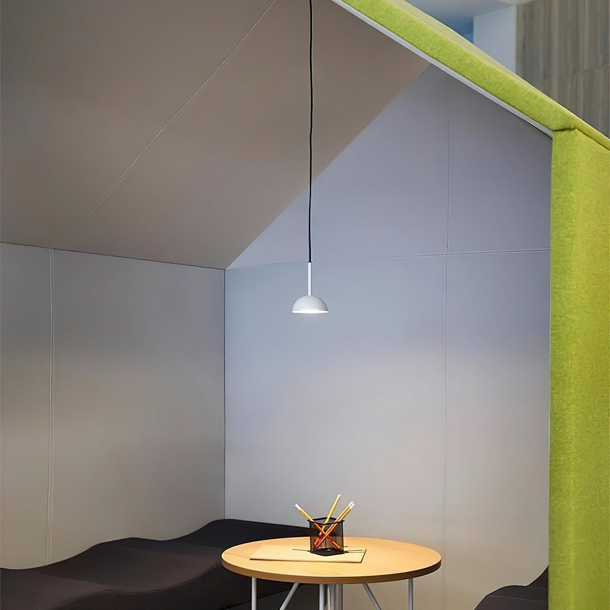 Embraria Metal Pendant Light-Moonnatur