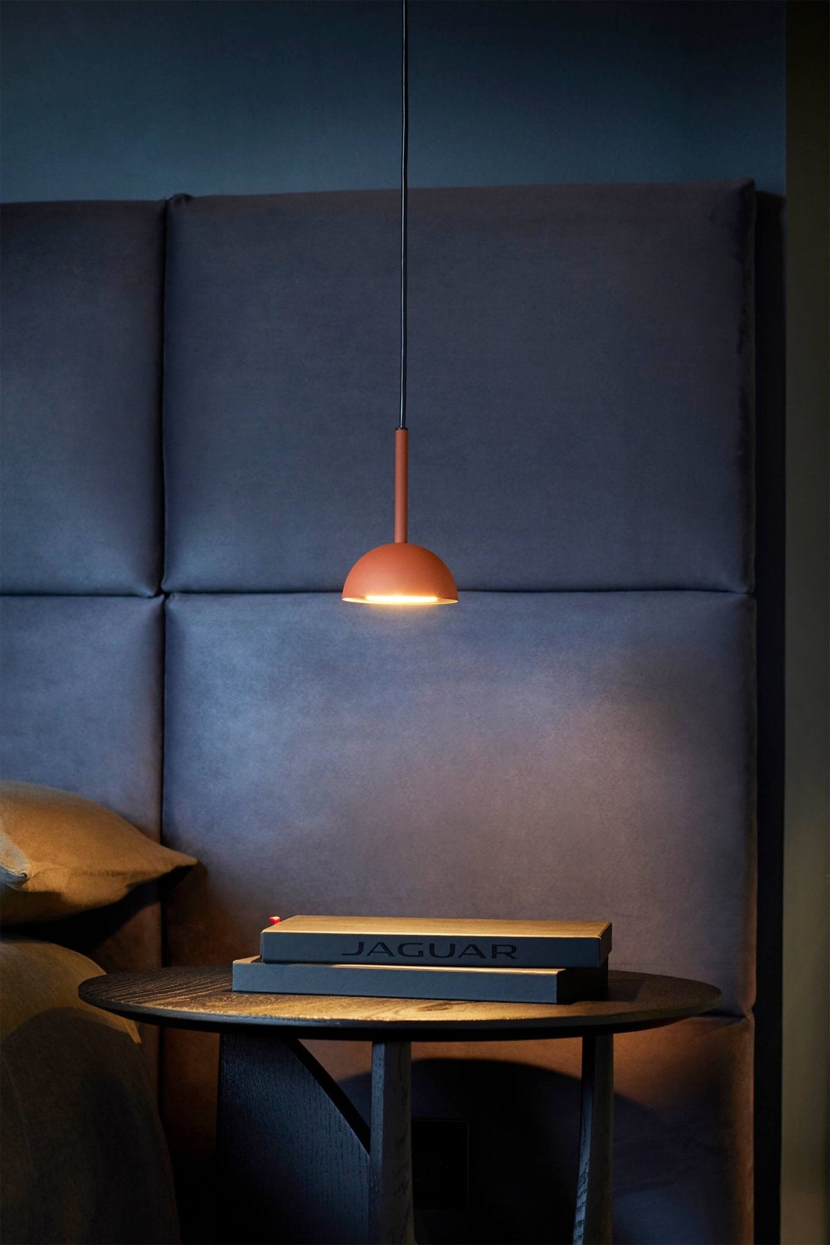 Embraria Metal Pendant Light-Moonnatur