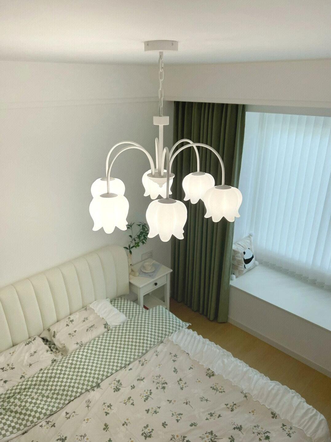 Wyrenera Acrylic Chandelier-Moonnatur