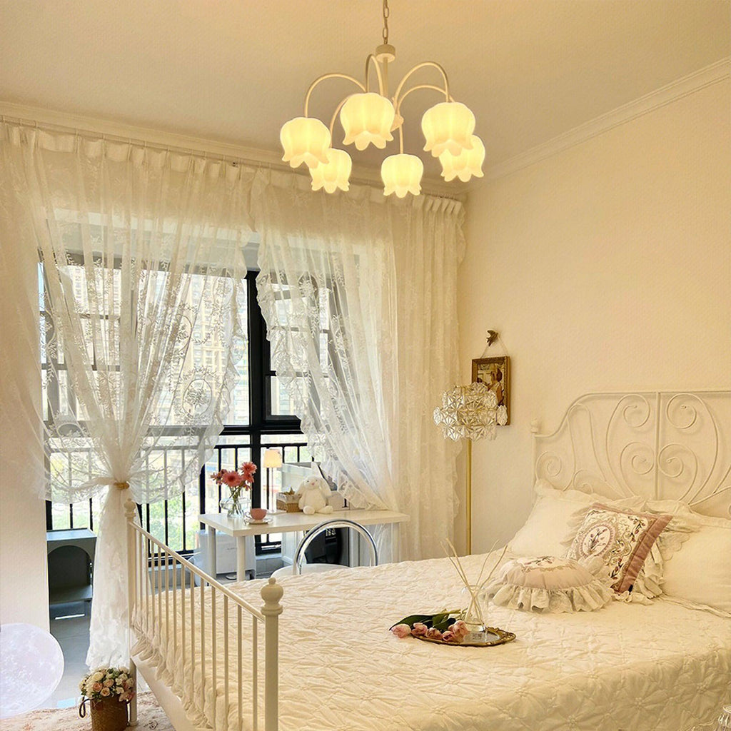 Wyrenera Acrylic Chandelier-Moonnatur