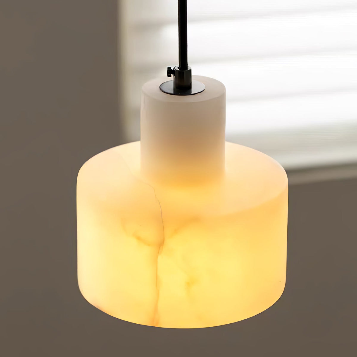 Caldenrose Alabaster Pendant Light-Moonnatur