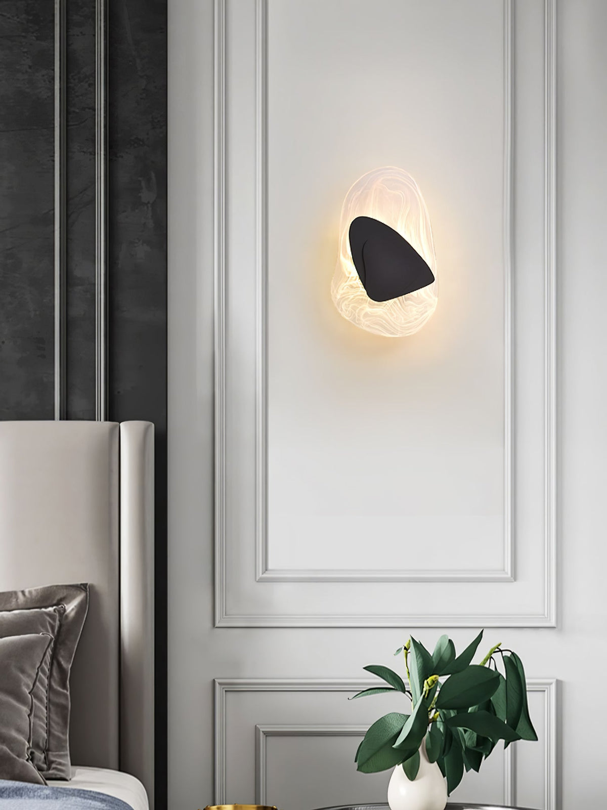Kalvane Glass Wall Light-Moonnatur