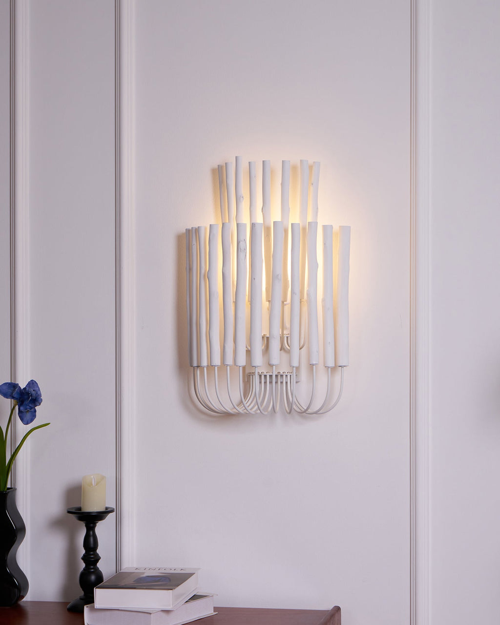 Ucaelia Wood Wall Lamp-Moonnatur