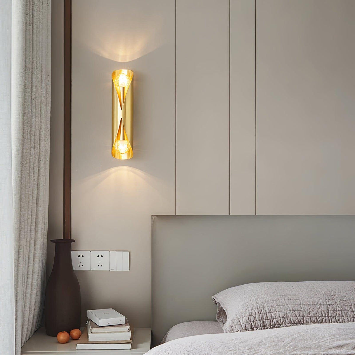 Nelynenna Glass Wall Light-Moonnatur