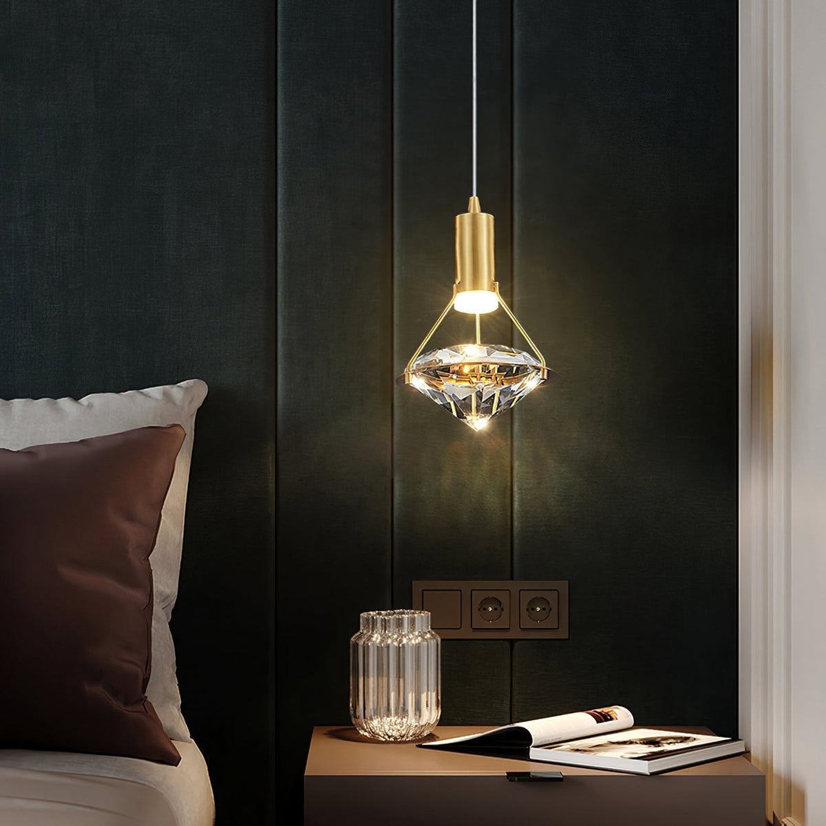 Ylenelle Crystal Pendant Light-Moonnatur