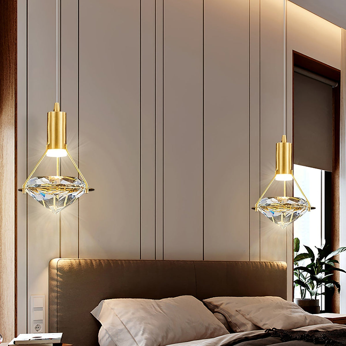 Ylenelle Crystal Pendant Light-Moonnatur