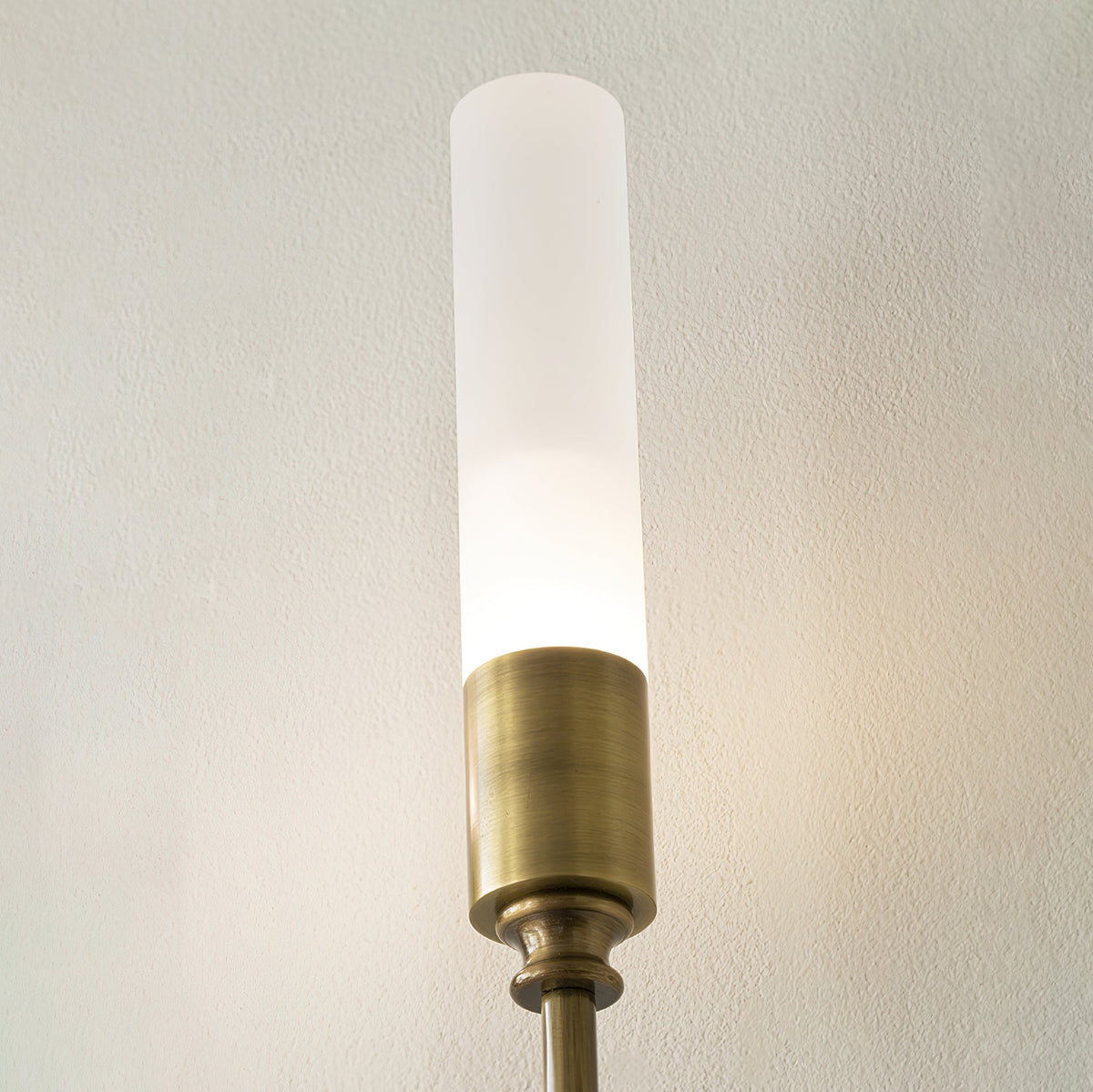 Ralenena Acrylic Wall Light-Moonnatur