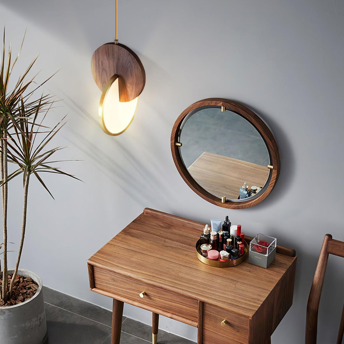 Tarenia Wood Pendant Light-Moonnatur