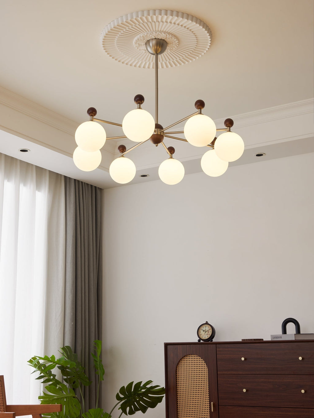 Ulenlyn Glass Chandelier-Moonnatur