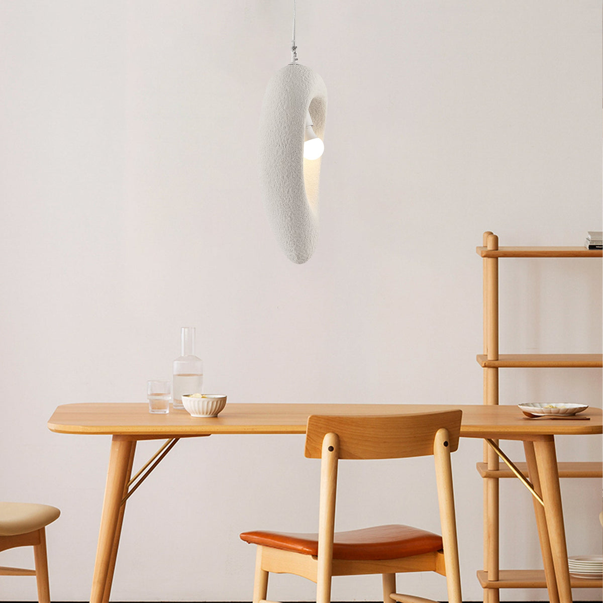 Avenara Resin Pendant Light-Moonnatur
