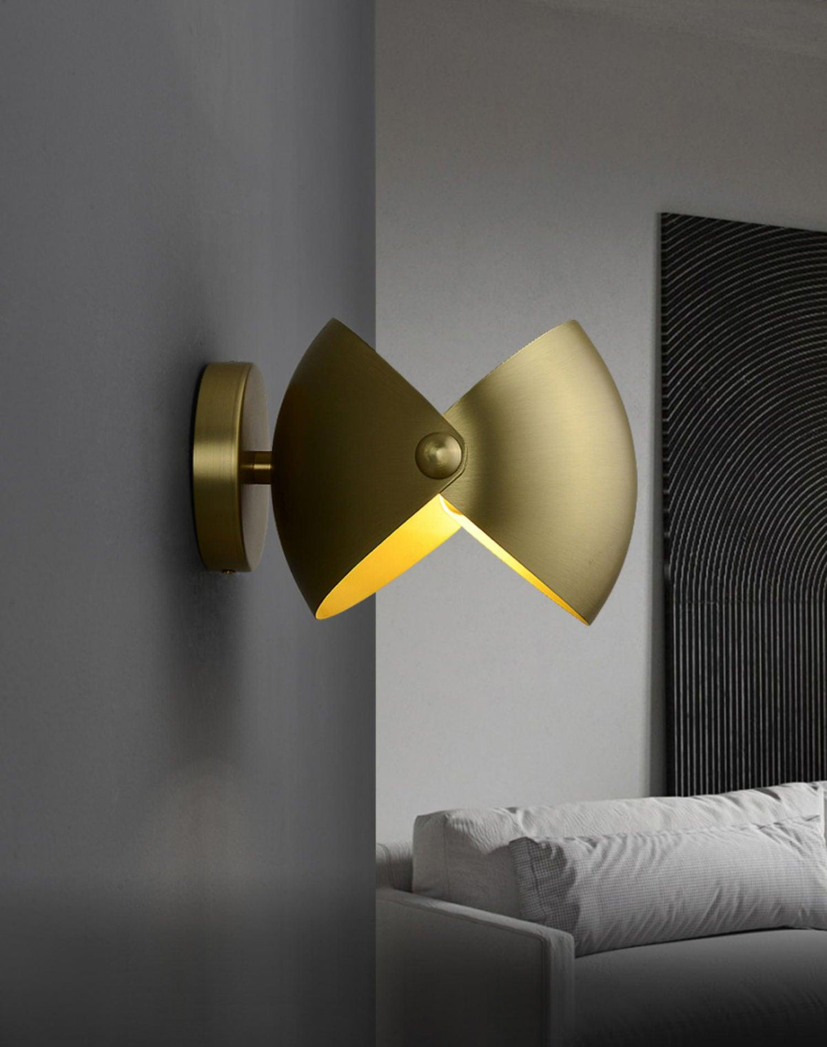 Corenwren Brass Ceiling Light-Moonnatur