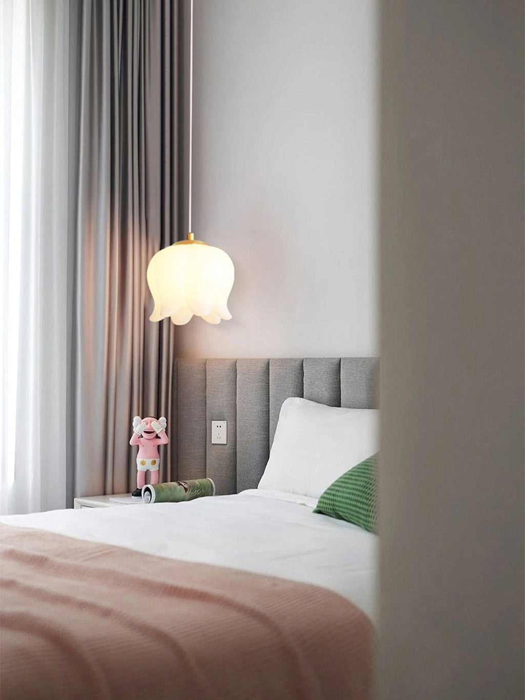 Kiranara Acrylic Pendant Light-Moonnatur