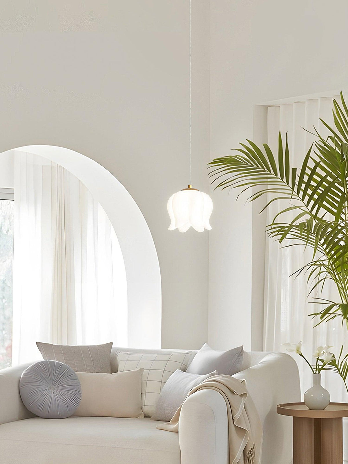 Kiranara Acrylic Pendant Light-Moonnatur