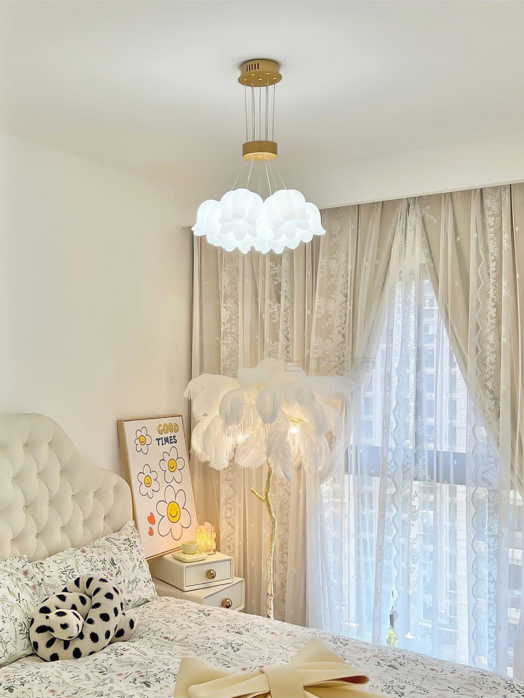 Kiranara Acrylic Pendant Light-Moonnatur