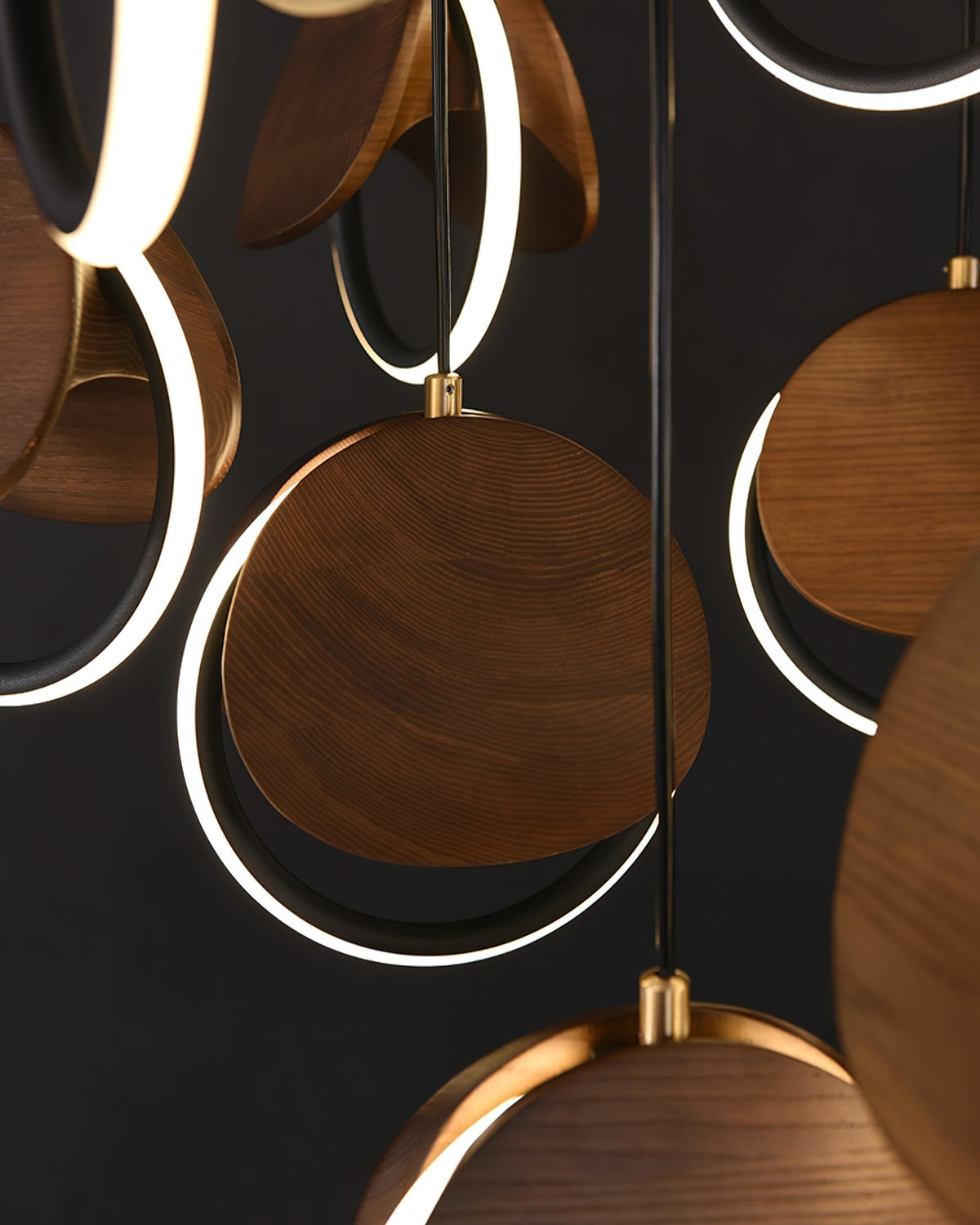 Tarenina Wood Pendant Light-Moonnatur