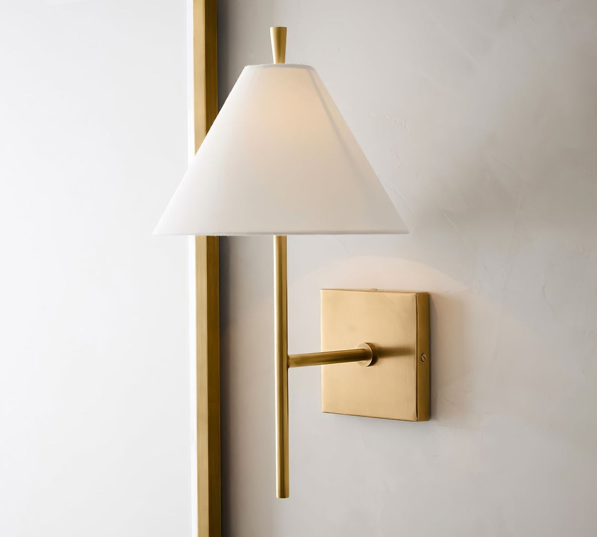 Oakenara Fabric Wall Light-Moonnatur