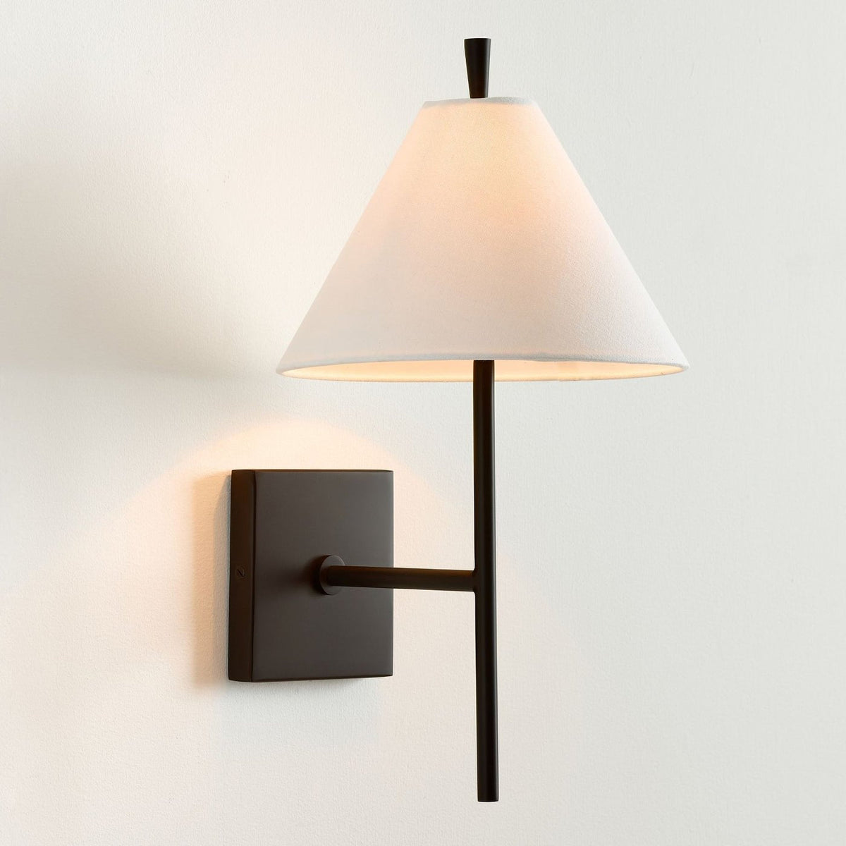 Oakenara Fabric Wall Light-Moonnatur