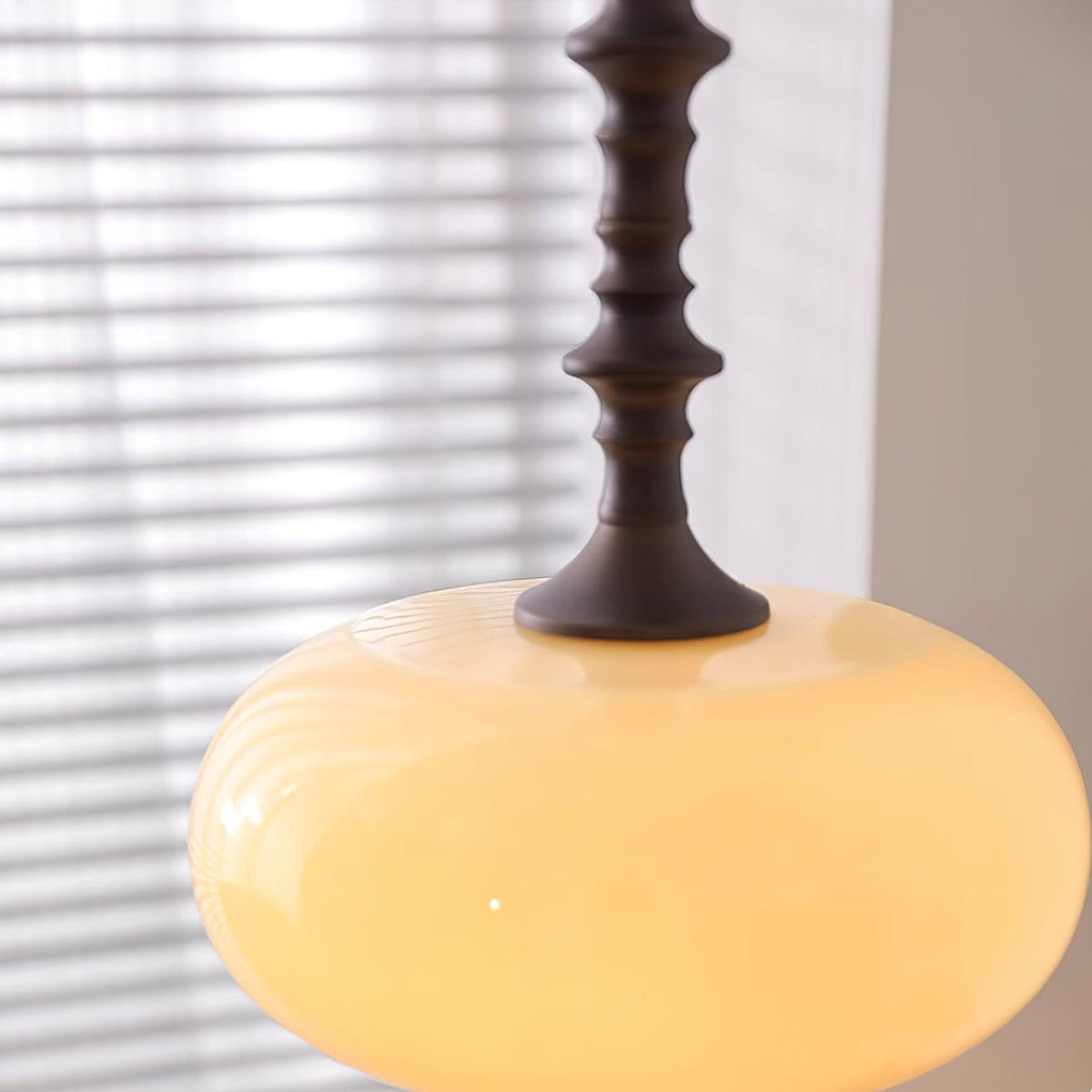 Morrelonna Glass Pendant Light-Moonnatur
