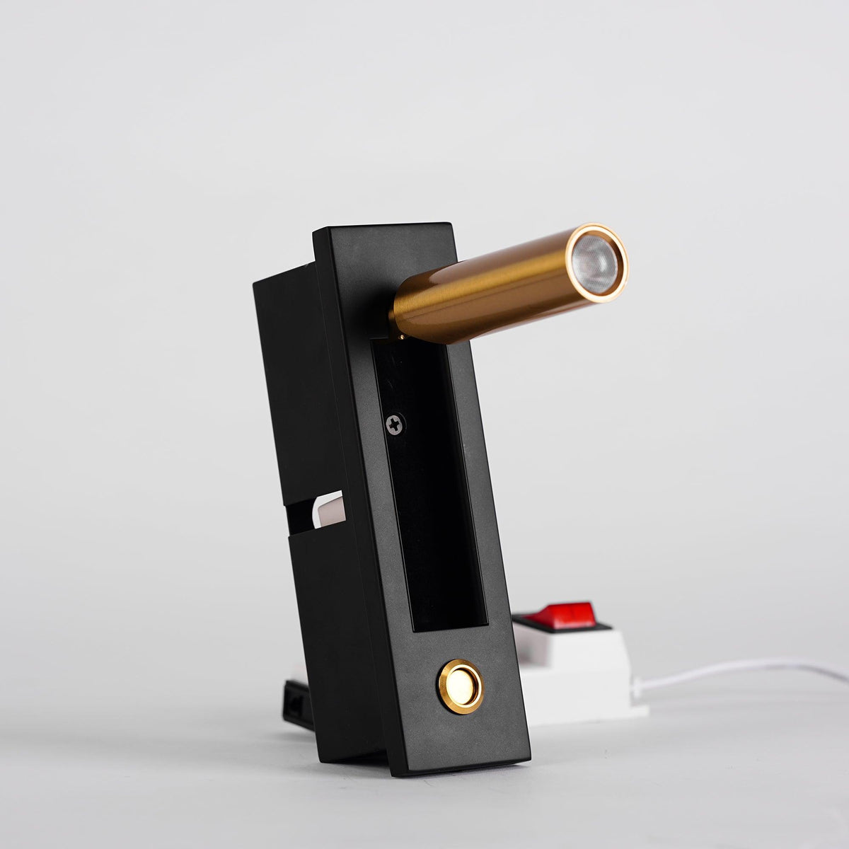 Haldeleris Aluminium Wall Light-Moonnatur