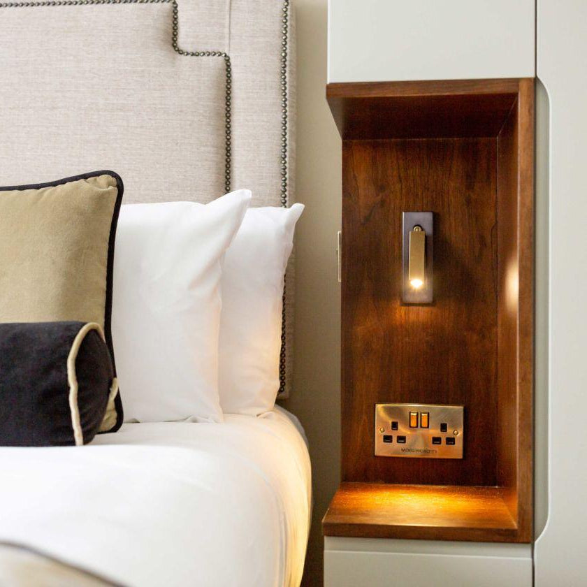 Haldeleris Aluminium Wall Light-Moonnatur