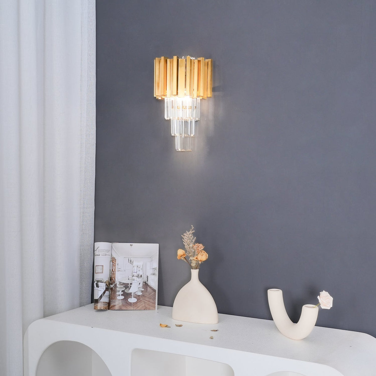 Uvellia Crystal Wall Lamp-Moonnatur