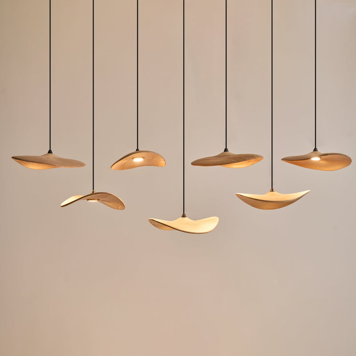 Kiranaria Wood Chandelier-Moonnatur
