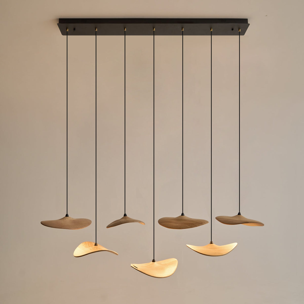 Kiranaria Wood Chandelier-Moonnatur